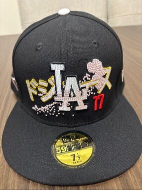 New Era Black LA Dodgers Fitted Cap with Pink Blossom Embroidery 7 1/2